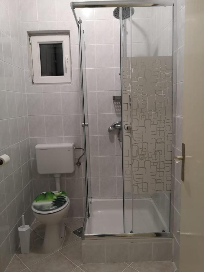 Apartmani Ljuba Rogoznica  Exteriör bild