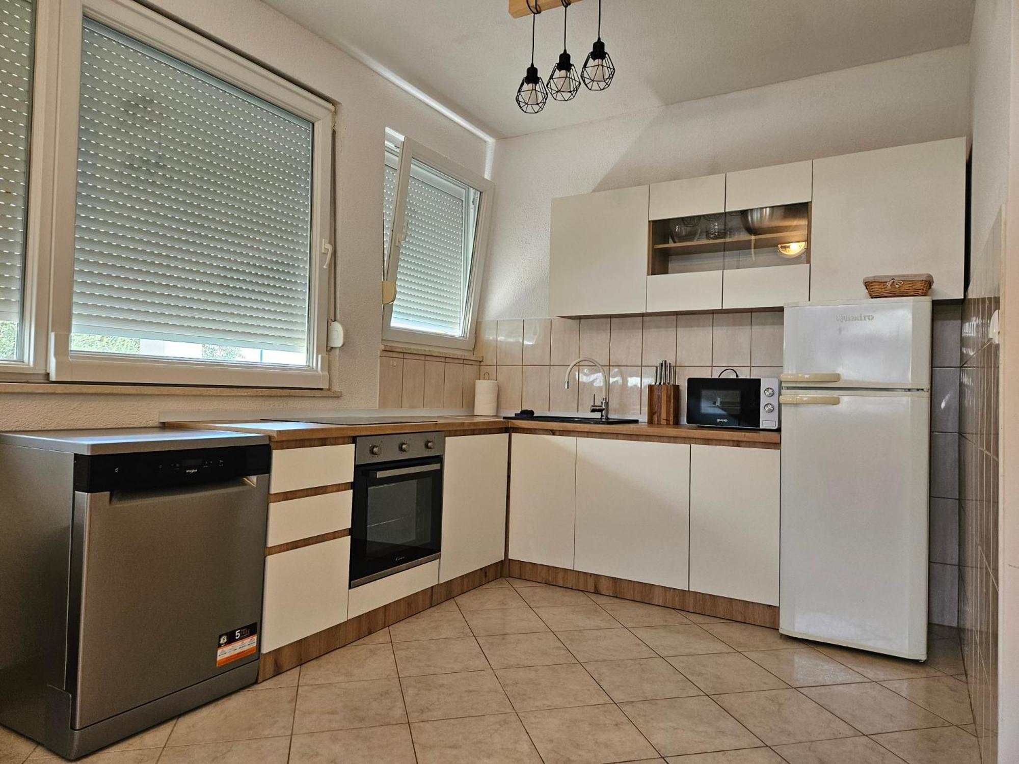 Apartmani Ljuba Rogoznica  Exteriör bild